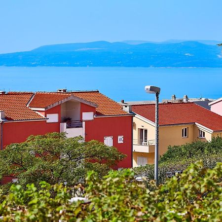 Apartments Ivica Makarska Exterior photo