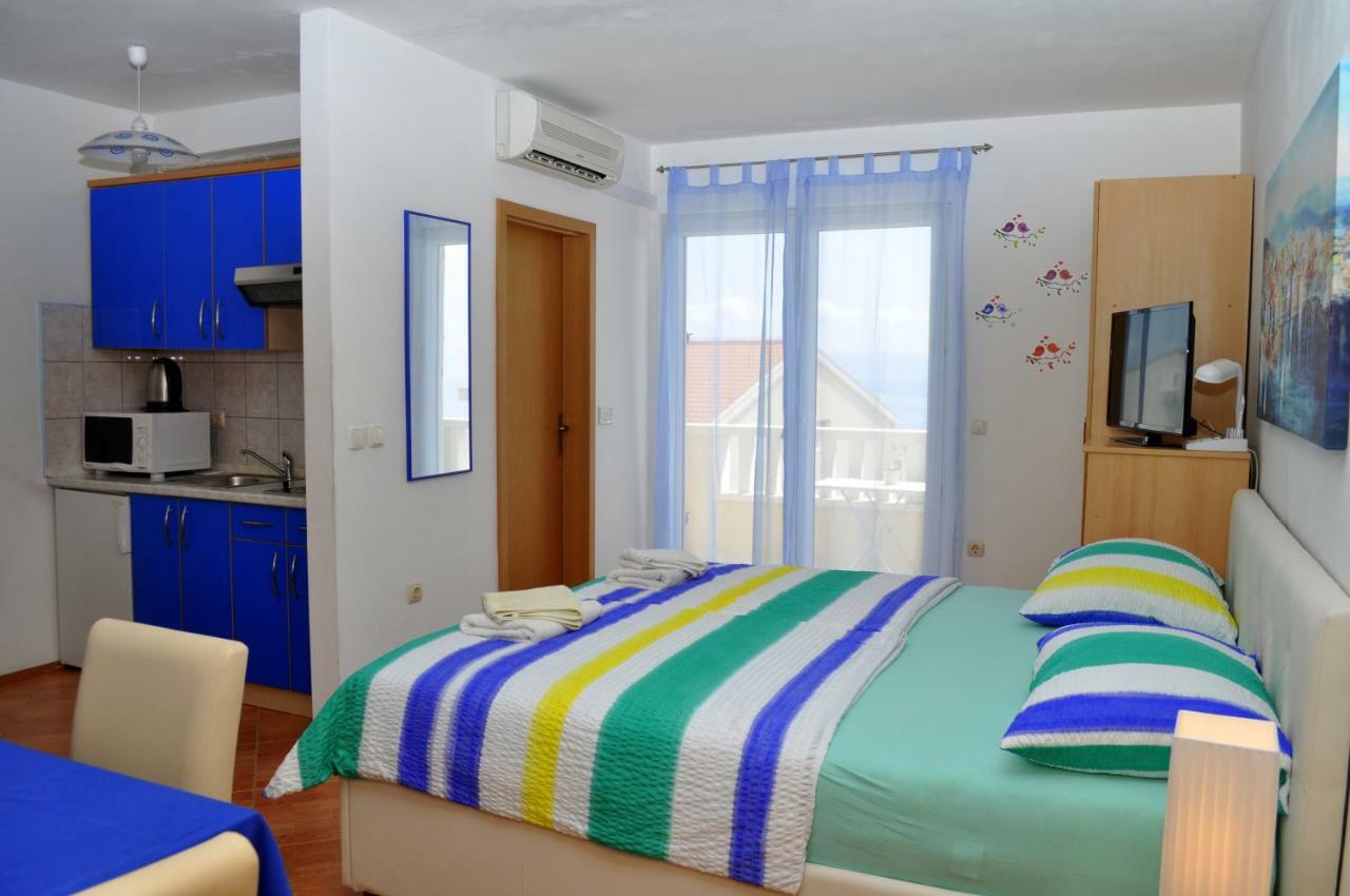 Apartments Ivica Makarska Exterior photo