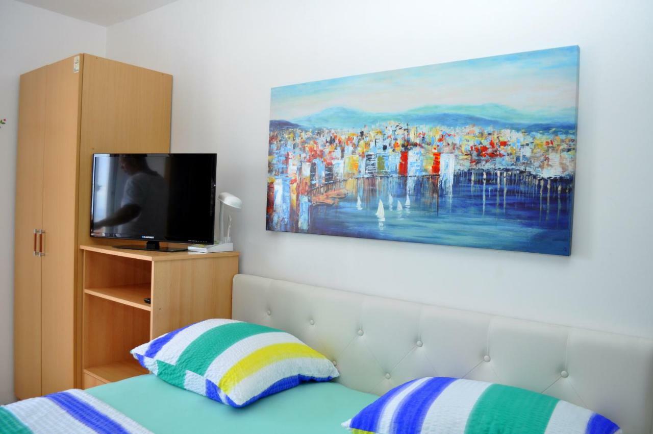 Apartments Ivica Makarska Exterior photo